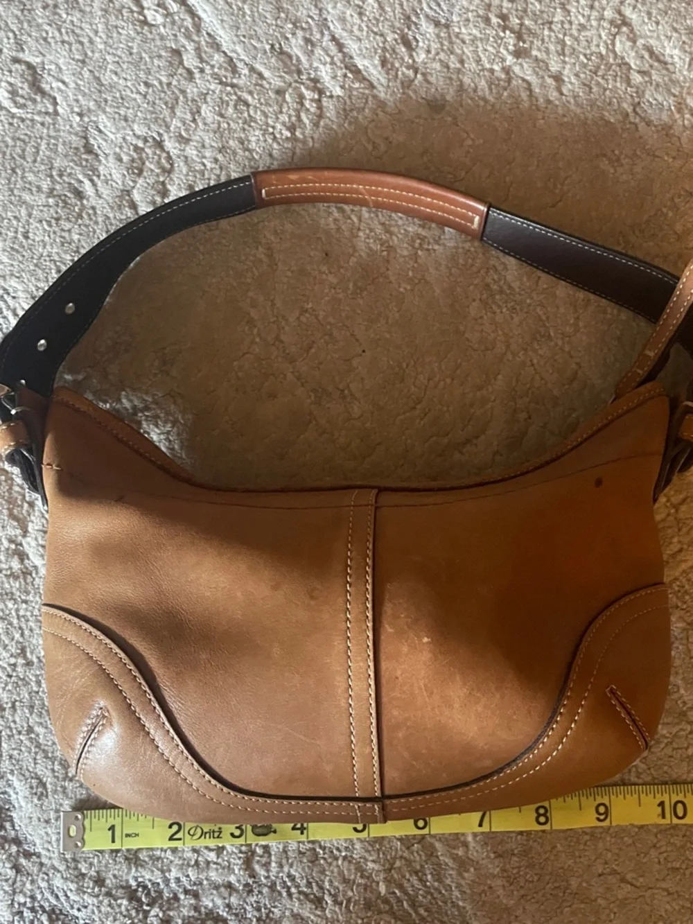Vintage y2k Coach Brown Leather Shoulder Bag with Dark Trim